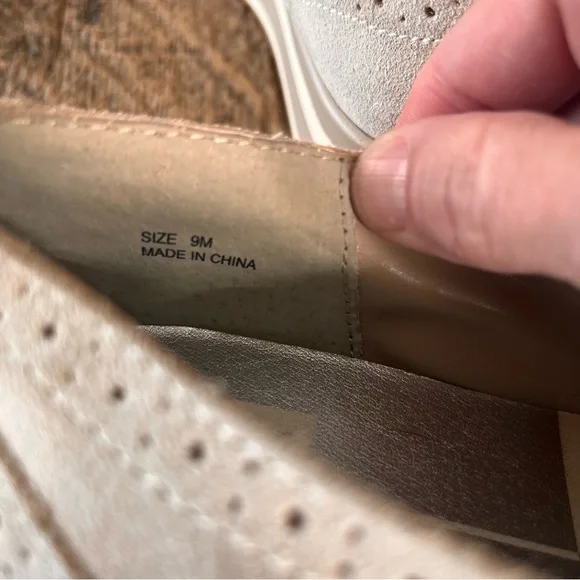 Dolce Vita Jhenee Suede Platform Slip-On Loafers, Beige Size 9 - Picture 8 of 9